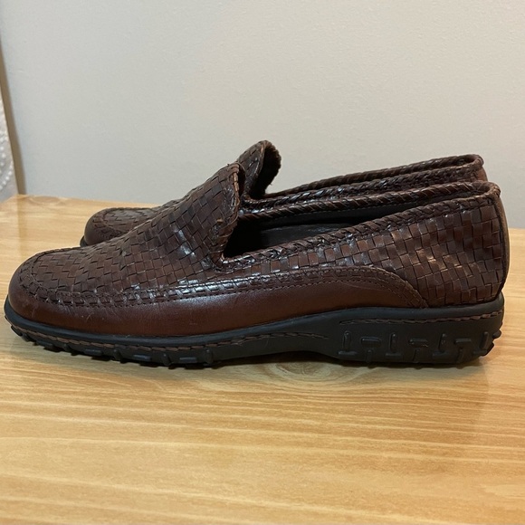 Cole Haan Brown Flats Loafers with Rounded Toe - Picture 9 of 12